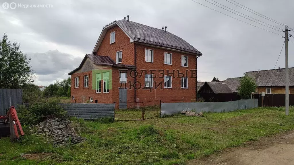 Дом в село Ягул, Полевая улица, 9 (243.5 м) - Фото 0