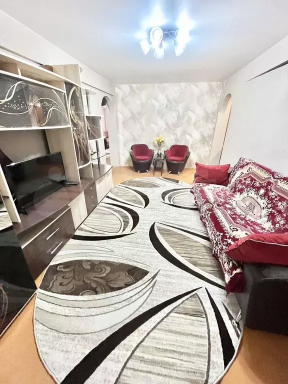 3-к. квартира, 59 м, 1/4 эт. - Фото 0