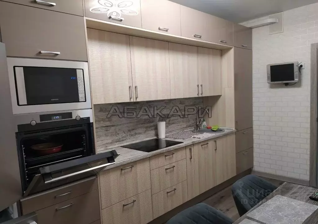 2-к кв. Красноярский край, Красноярск ул. Алексеева, 48А (58.0 м) - Фото 1