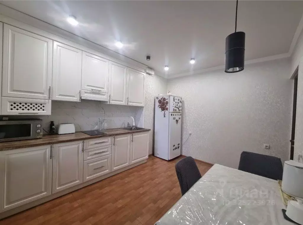 3-к кв. Кабардино-Балкария, Нальчик ул. Ю.А. Гагарина, 8 (76.0 м) - Фото 2