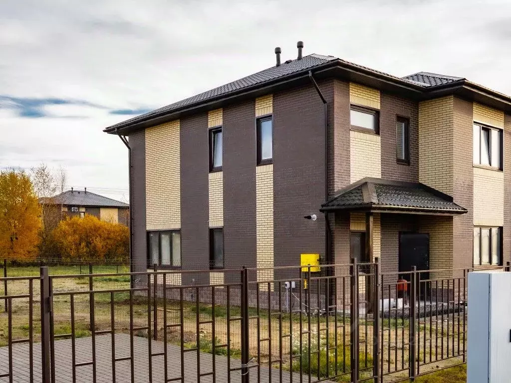 Дом в Ленинградская область, Всеволожский район, Агалатовское с/пос, ... - Фото 1