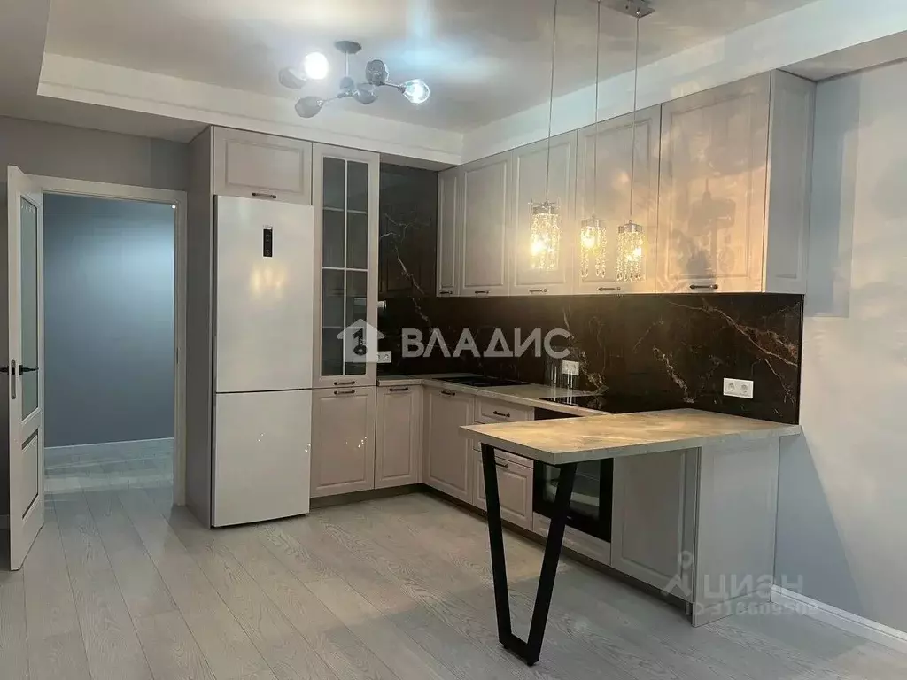 2-к кв. Бурятия, Улан-Удэ 110-й мкр, 15 (68.0 м) - Фото 1