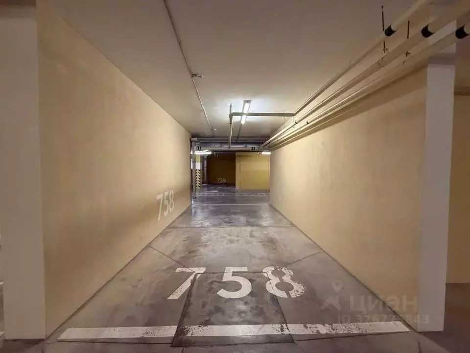 Гараж в Свердловская область, Екатеринбург наб. Олимпийская, 13 (22 м) - Фото 2