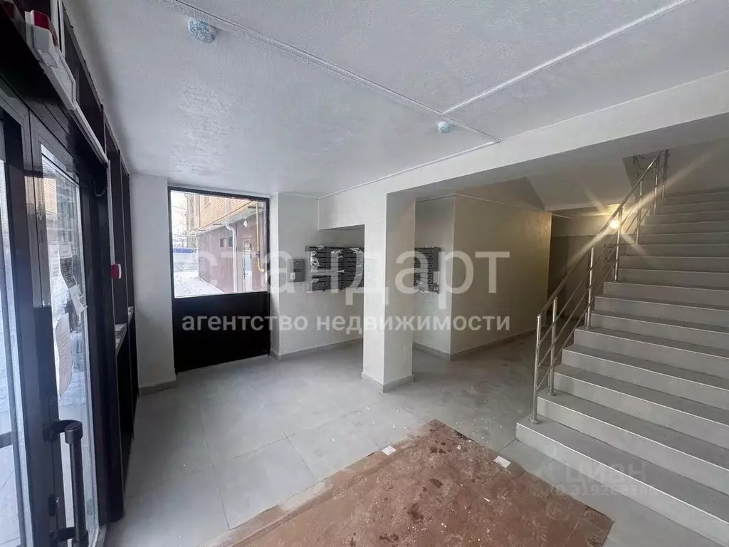 2-к кв. Ставропольский край, Ессентуки ул. Шмидта (74.8 м) - Фото 0