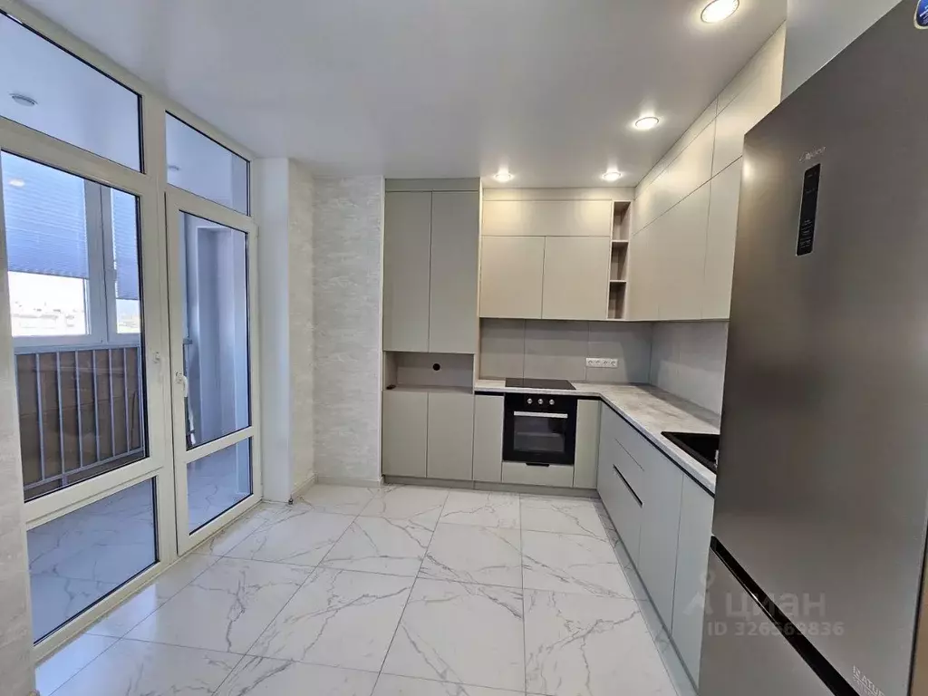 2-к кв. Астраханская область, Астрахань ул. Трофимова, 10 (61.6 м) - Фото 1