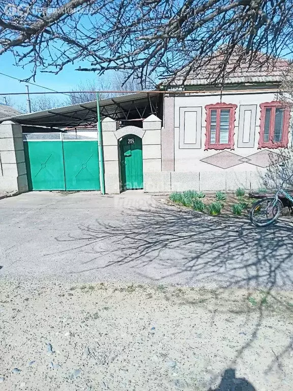 Дом в Светлоград, улица Калинина (66.2 м) - Фото 0