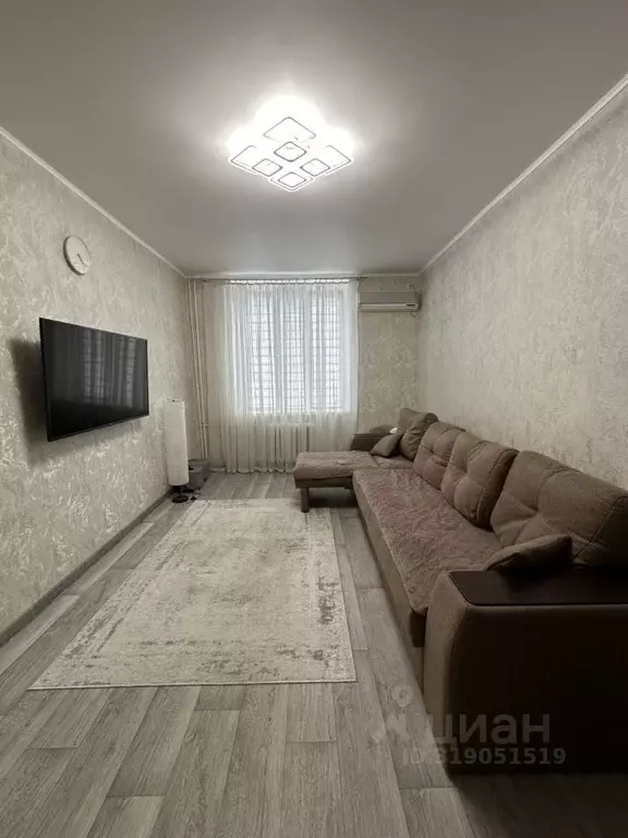2-к кв. Оренбургская область, Орск Новый город мкр, ул. ... - Фото 0