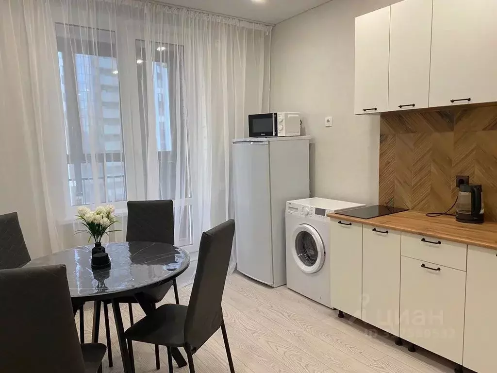1-к кв. Татарстан, Казань ул. Мансура Хасанова, 15 (38.0 м) - Фото 1