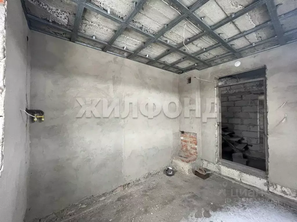 Дом в Белгородская область, Белгородский район, Никольское с/пос, с. ... - Фото 2