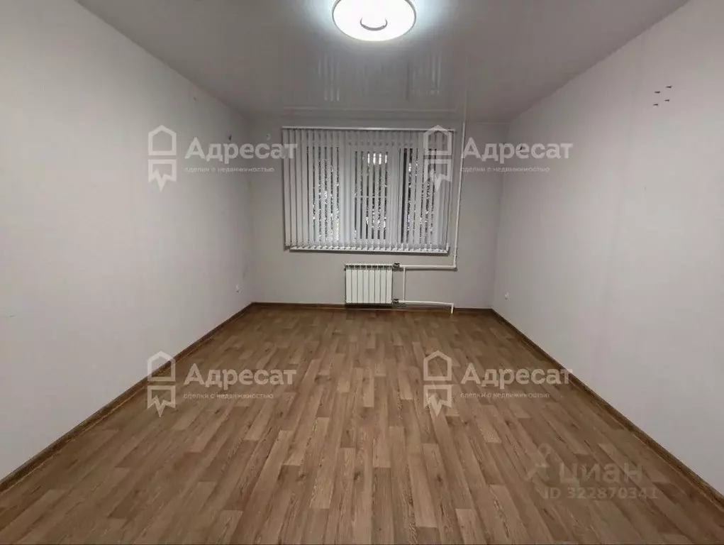 3-к кв. Волгоградская область, Волгоград бул. Энгельса, 16 (64.9 м) - Фото 2