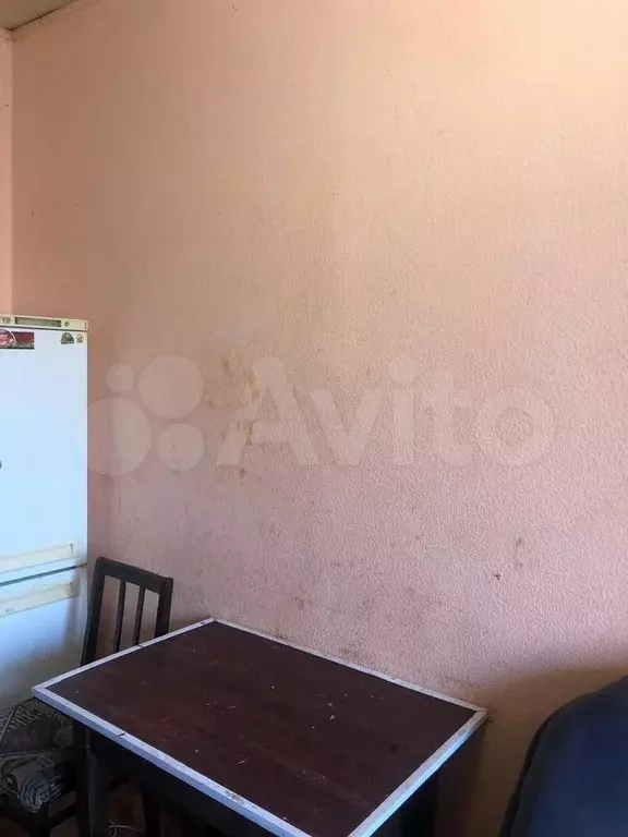 Комната 17 м в 5-к., 2/5 эт. - Фото 0