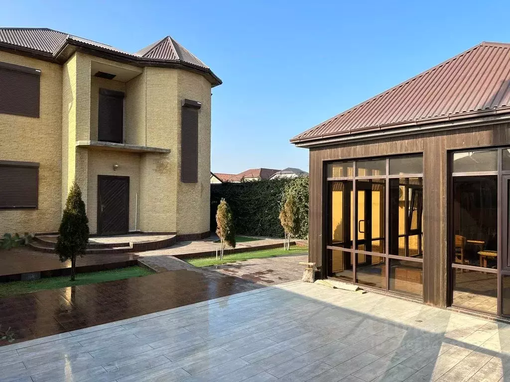 Дом в Дагестан, Махачкала Караман-7 мкр, 31 (150 м) - Фото 1