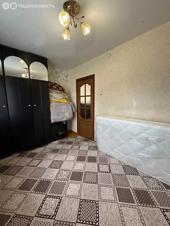 3-комнатная квартира: Екатеринбург, улица Бебеля, 170 (49.7 м) - Фото 1