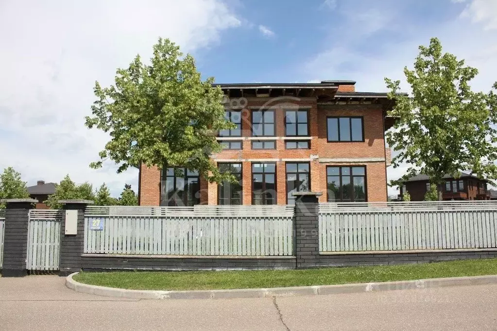 Дом в Московская область, Одинцовский городской округ, д. ... - Фото 1