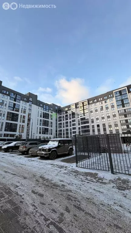 2-комнатная квартира: Ижевск, улица имени В.С. Тарасова, 2 (53.8 м) - Фото 1