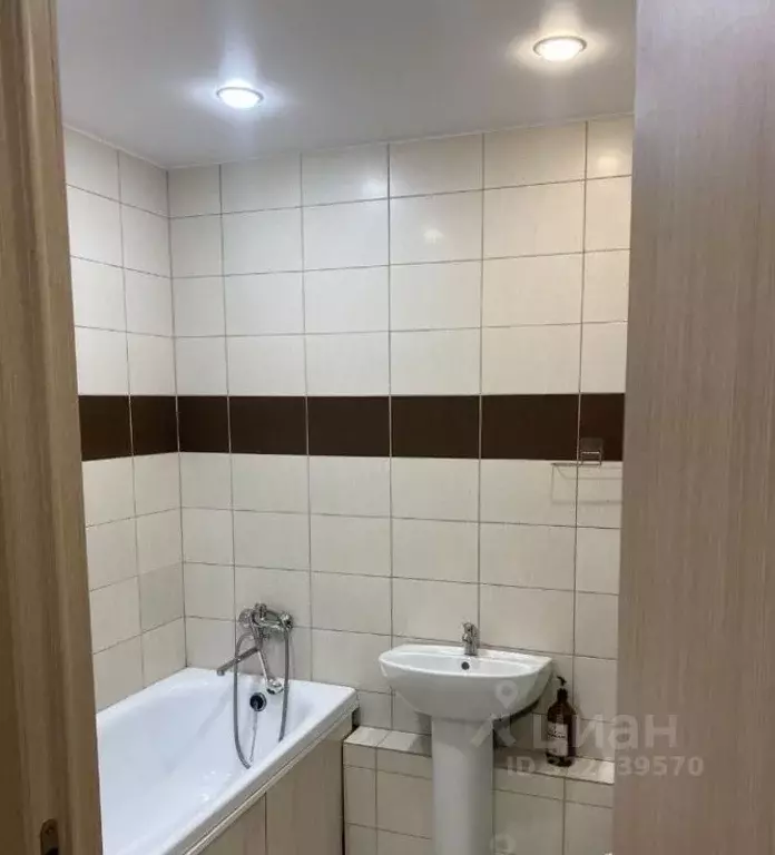 1-к кв. Волгоградская область, Волгоград ул. Фадеева, 59А (35.2 м) - Фото 1