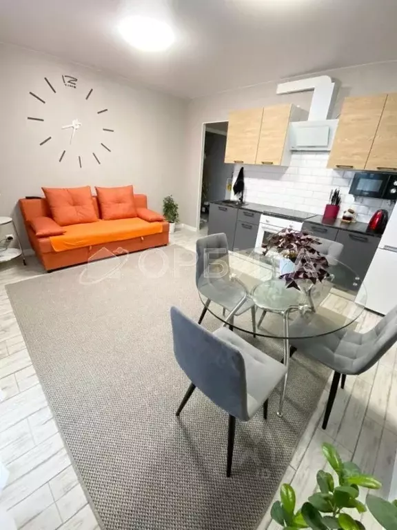 1-к кв. Тюменская область, Тюмень ул. Алматинская, 12 (40.9 м) - Фото 1