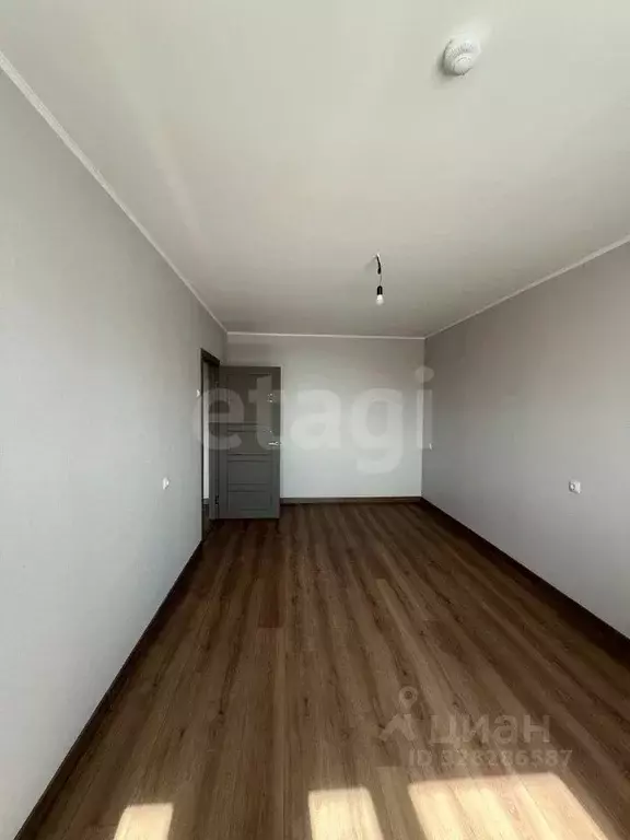 2-к кв. Белгородская область, Белгород ул. Щорса, 55а (54.9 м) - Фото 1