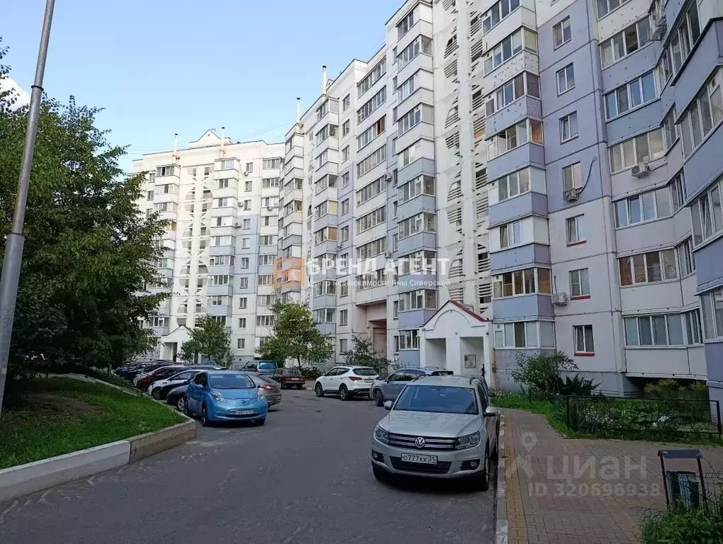 2-к кв. Белгородская область, Белгород ул. Есенина, 46а (52.0 м) - Фото 1