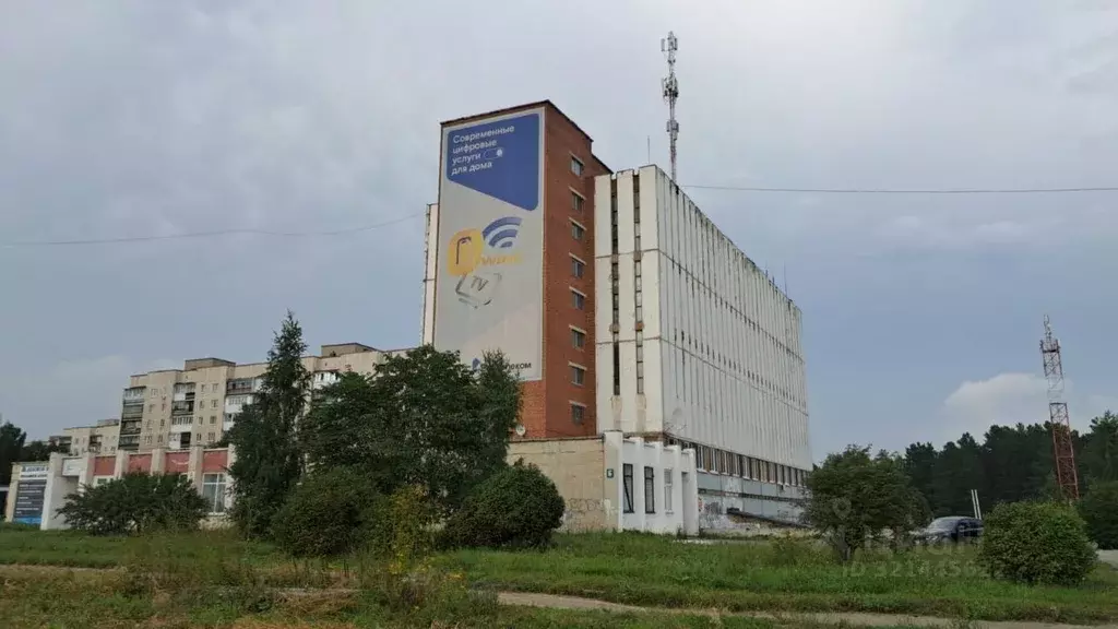 Помещение свободного назначения в Свердловская область, Полевской ул. ... - Фото 0