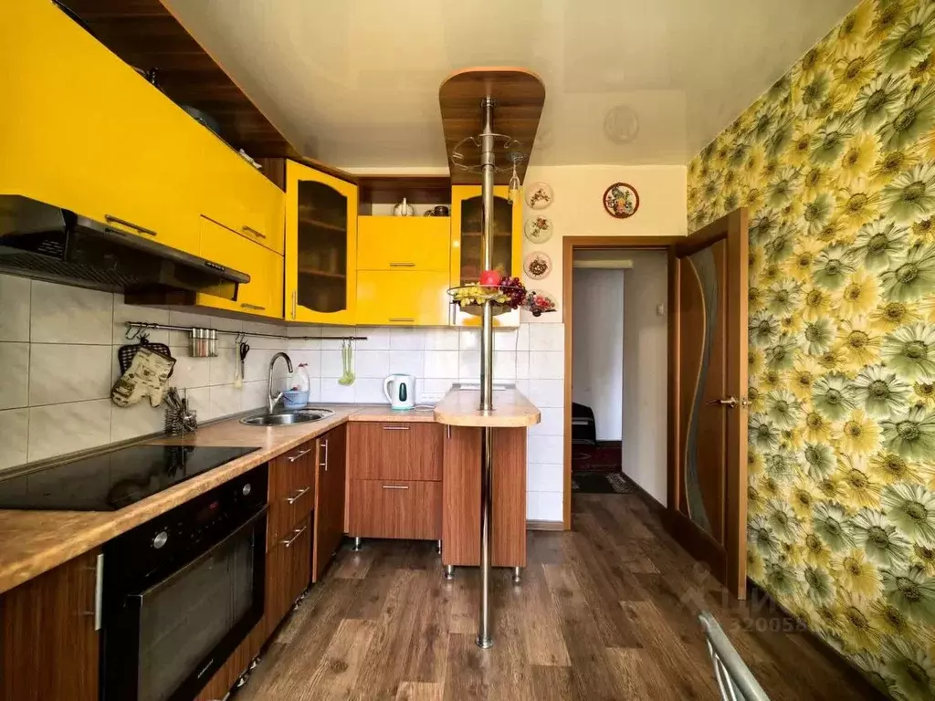 3-к кв. Челябинская область, Озерск Октябрьская ул., 26 (65.4 м) - Фото 1