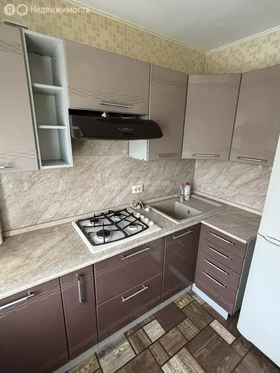 3-комнатная квартира: Судогда, Коммунистическая улица, 2 (56.4 м) - Фото 0