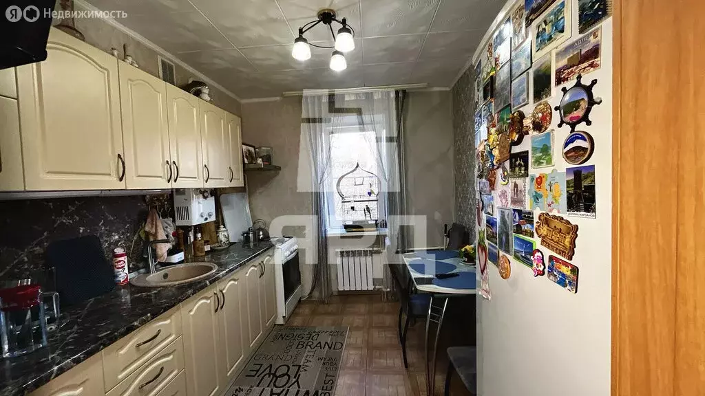 3-комнатная квартира: Таганрог, улица Пальмиро Тольятти, 22-2 (61 м) - Фото 1