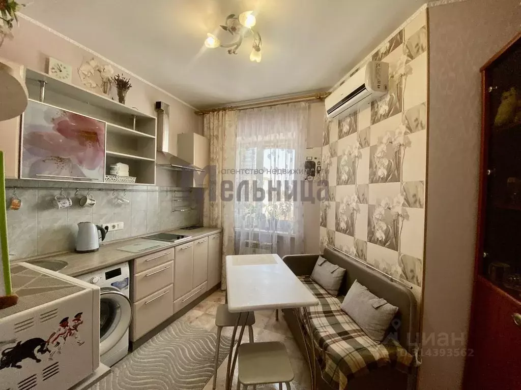 2-к кв. Волгоградская область, Волгоград пер. Ващенко, 18 (41.0 м) - Фото 0