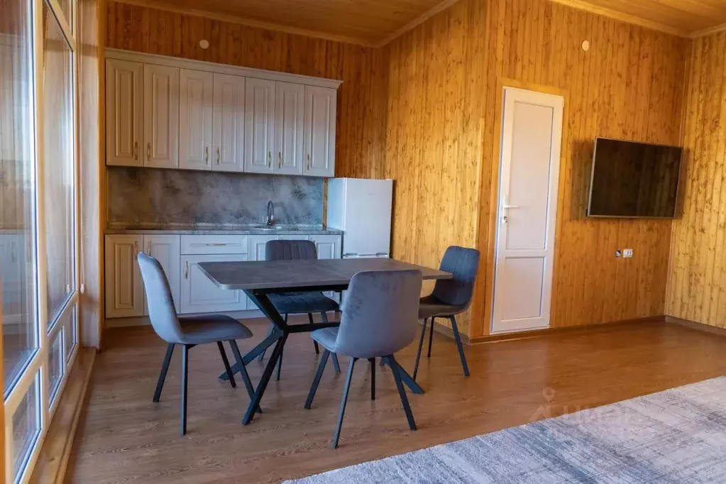 Комната Дагестан, Избербаш ул. Партизанская, 1 (110.0 м) - Фото 1