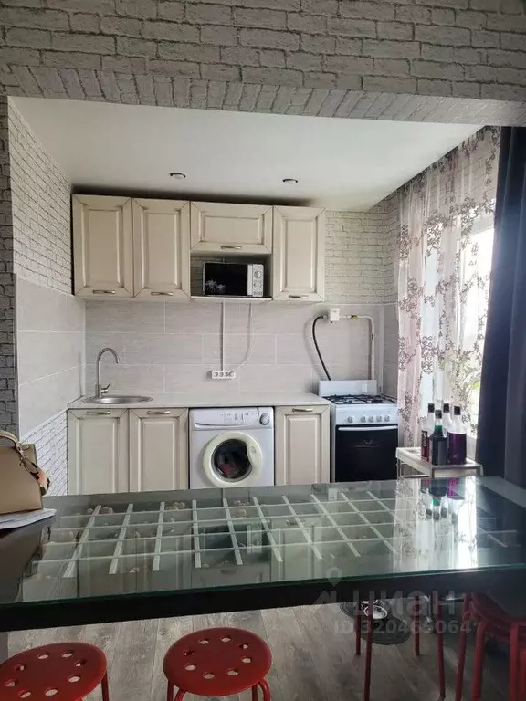 3-к кв. Омская область, Омск ул. Химиков, 48 (60.0 м) - Фото 1