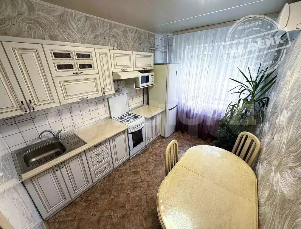 3-к. квартира, 64 м, 2/9 эт. - Фото 0
