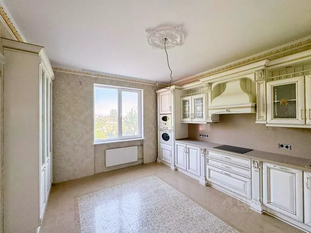 4-к кв. Крым, Симферополь ул. Севастопольская, 41 (150.1 м) - Фото 2