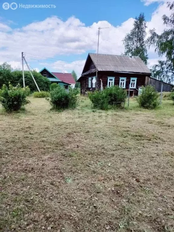 Дом в Вологодская область, Устюженский муниципальный округ, деревня ... - Фото 1