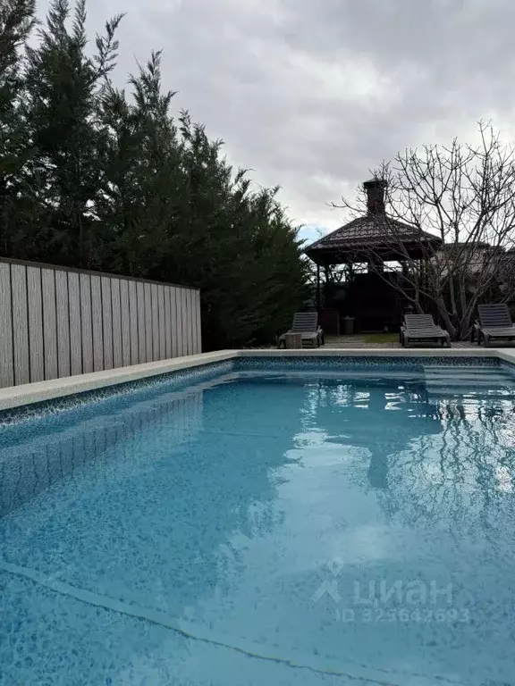 Дом в Краснодарский край, Краснодар Елецкая ул., 16 (350 м) - Фото 1