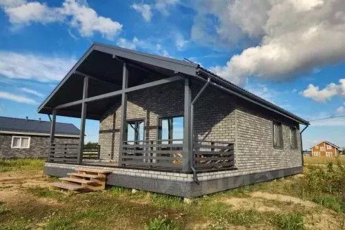 Дом в Новгородская область, Новгородский район, Ракомское с/пос, д. ... - Фото 2