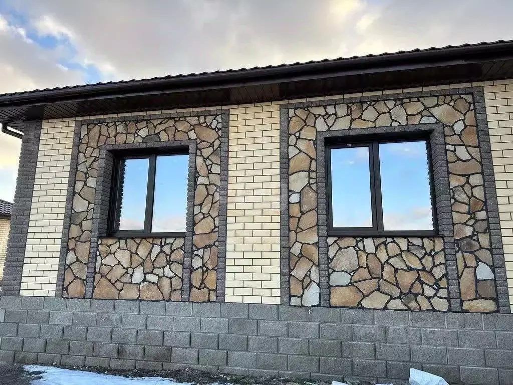 Дом в Белгородская область, Белгородский район, пос. Майский ул. ... - Фото 1