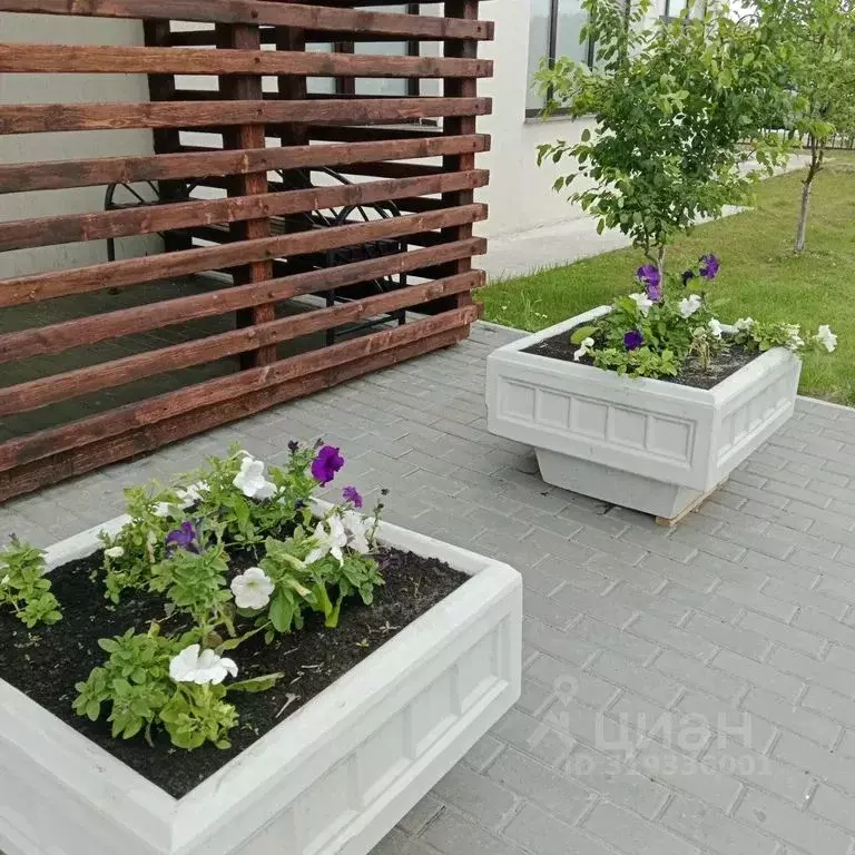2-к кв. Тюменская область, Тобольск 15-й мкр, 17А (62.0 м) - Фото 1