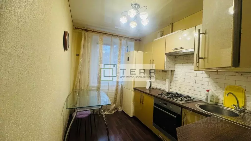 2-к кв. Башкортостан, Уфа Российская ул., 169 (43.6 м) - Фото 0