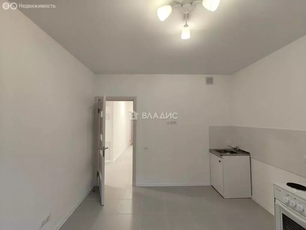 3-комнатная квартира: Москва, Долгопрудная аллея, 15к2 (81.4 м) - Фото 1