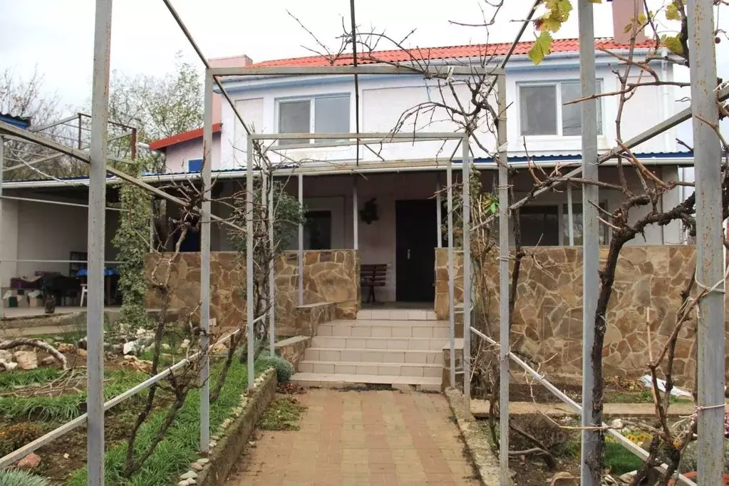 Дом в Крым, Симферопольский район, Трудовское с/пос, с. Ана-Юрт, СТ ... - Фото 1