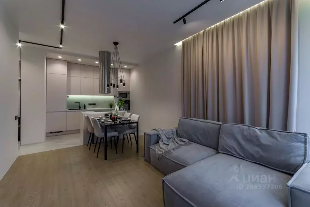 1-к кв. Свердловская область, Екатеринбург ул. Первомайская, 60 (46.0 ... - Фото 1