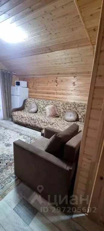 Дом в Карачаево-Черкесия, Зеленчукский район, с. Архыз ул. Курджиева, ... - Фото 1