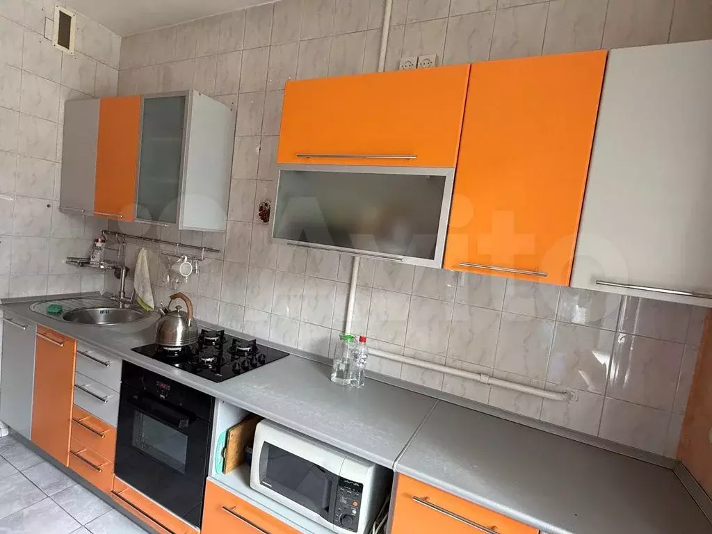 3-к. квартира, 60 м, 2/9 эт. - Фото 1