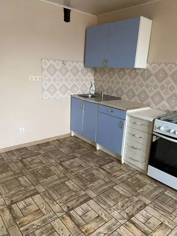 4-к кв. Ростовская область, Аксай ул. Платова, 83 (80.0 м) - Фото 0
