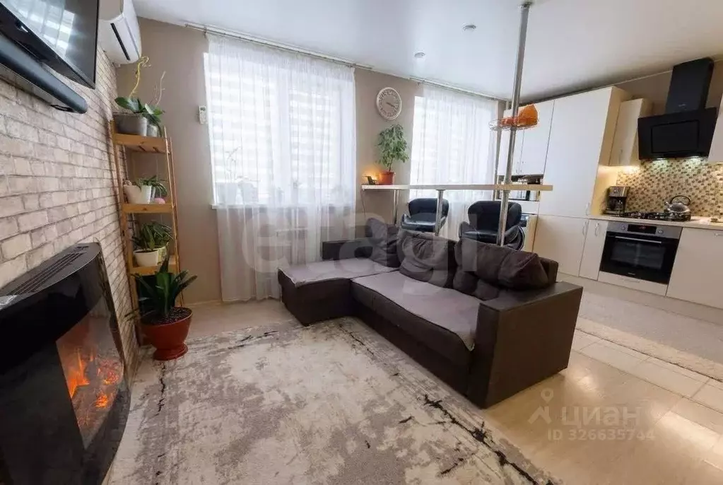 3-к кв. Саратовская область, Энгельс Студенческая ул., 183б (81.4 м) - Фото 1