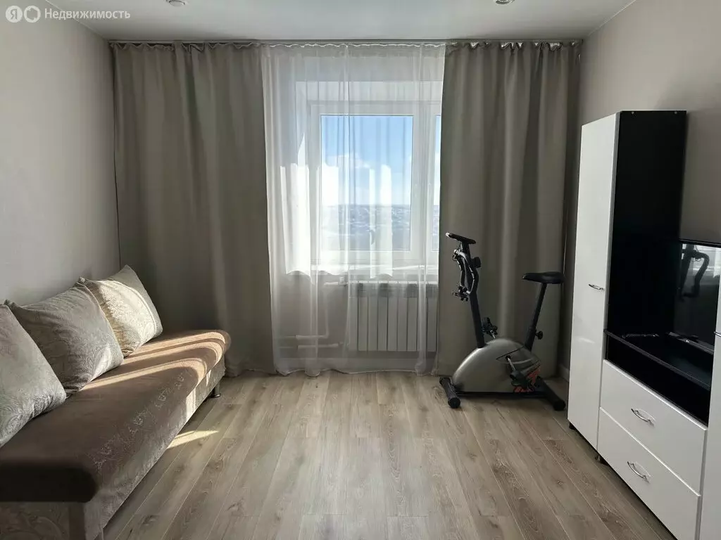 1-комнатная квартира: Казань, Крутая улица, 2 (32 м) - Фото 1