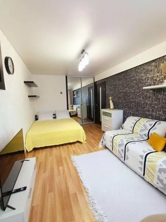 1-к кв. Красноярский край, Красноярск Волгоградская ул., 7а (32.0 м) - Фото 0