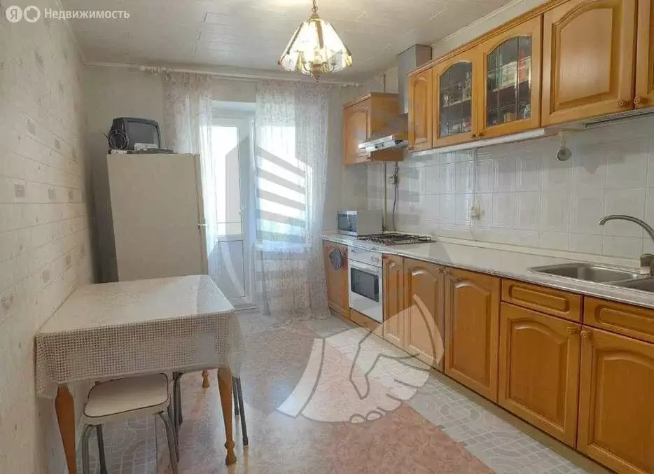 3-комнатная квартира: Краснодар, улица имени П.М. Гаврилова, 60 (68 м) - Фото 0