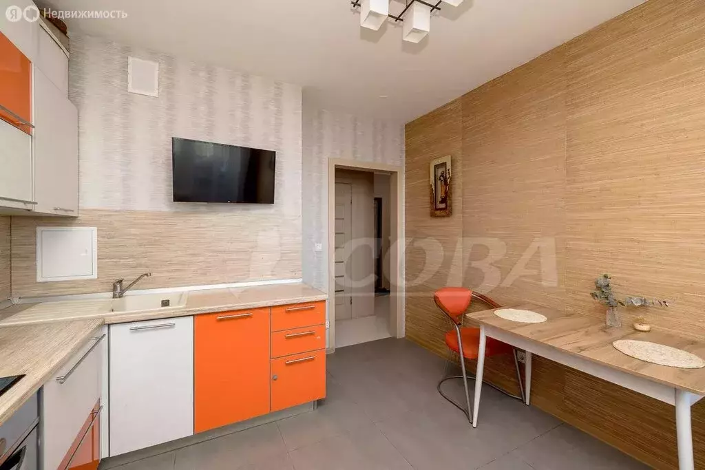 3-комнатная квартира: Тюмень, улица Николая Зелинского, 23/1 (75 м) - Фото 0