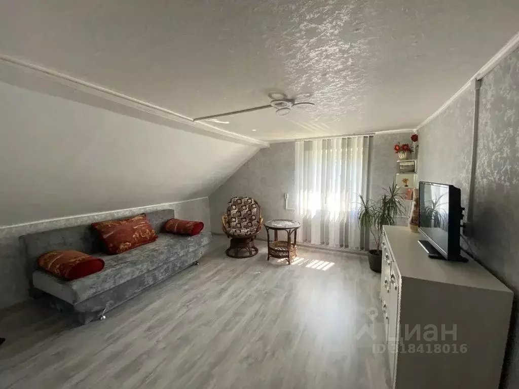 2-к кв. Калининградская область, Балтийск Садовая ул., 13 (45.0 м) - Фото 0